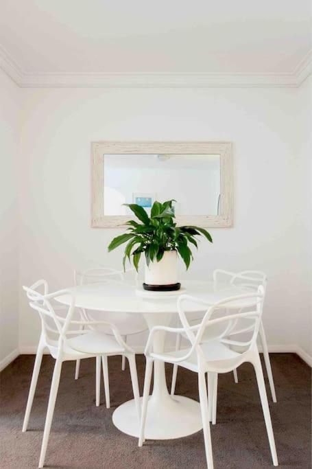 דירות סידני Harbourside Style, 2 Bed, A/C, Pool -Elizabeth Bay מראה חיצוני תמונה